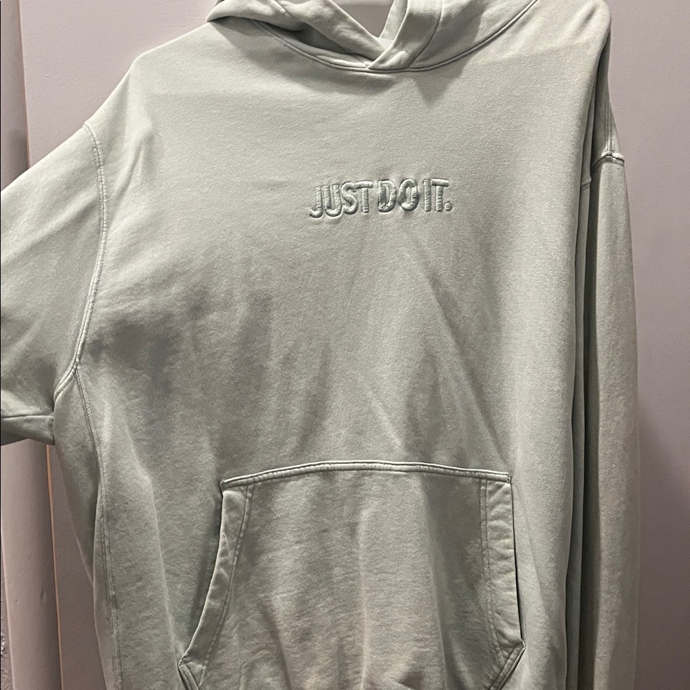 Nike men’s washed hoodie